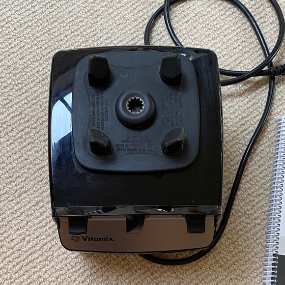 Vitamix 5300 C-Series 64 oz. Kitchen Countertop blender Black - Picture 5 of 10